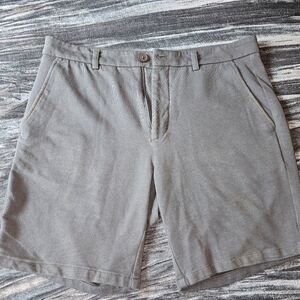 Stone Rose Large Gray Shorts